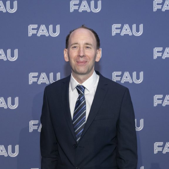 Portrait Dr. Piet van der Keylen