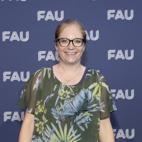 Portrait Prof. Dr. Doris Segets