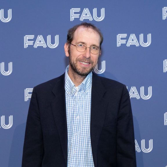 Portait Dr. Roger Schöntag